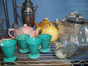 lot 45 image: Teapots and More