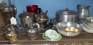 lot 58 image: Assorted Kitchenwares