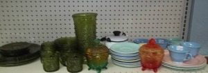 lot 121 image: Depression Glassware and More