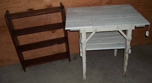 lot 10 image: Small Table and Book Shelf