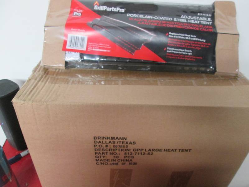 lot 167 image: Grill Parts PRO Porcelain Coated St...