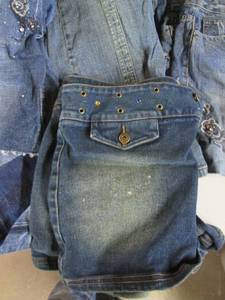 lot 202 image: Size 11-12 Ladies Large Lot of Mos...