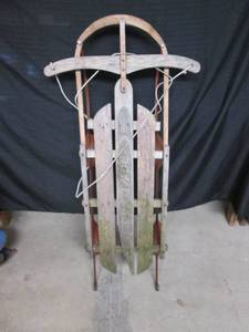 lot 4 image: Vintage Royal sled...