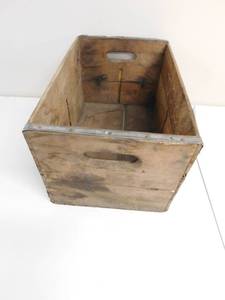 lot 56 image: Vintage Orange Crush Wooden Crate