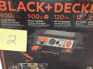lot 2 image: BLACKDECKER 500-Watt Portable Power Station   in good condition