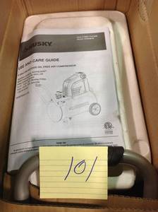 lot 101 image: Husky 8G 150 PSI Hotdog Air Compressor in good condition