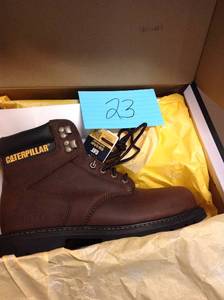 lot 23 image: CAT FOOTWEAR 219988 MENS SECOND SHIFT STEEL TOE LEATHER BOOT - MEDIUM, SIZE - 8.5 not used