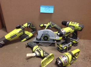 lot 33 image: RYOBI POWER TOOL 6 PCS AND 2 BATTERIES USED in good condition