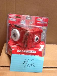 lot 42 image: Milwaukee Door Lock Installation Bi-Metal Hole Saw Set in good condition