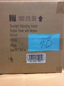 lot 48 image: Case of 3 Defiant SunSmart 8 Amp In-Wall Digital Timer-49820 New
