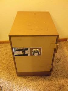 lot 4 image: Floor Safe