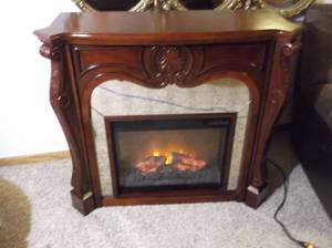 lot 3 image: Fireplace