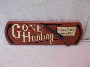 lot 13 image: Sign