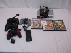 lot 44 image: Sony Play Station