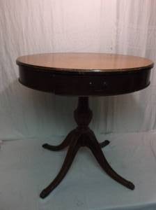 lot 62 image: AntiqueVintage