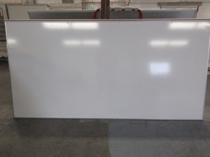 lot 15 image: LARGE WALL MOUNT WHITE BOARD