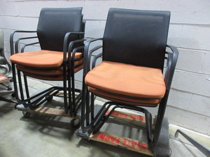 lot 18 image: TEKNION PROJEK STACKABLE GUEST CHAIRS