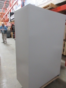 lot 33 image: ALLSTEEL 4 DRAWER LATERAL FILES