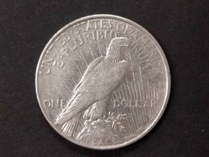 1922 D Peace Silver Dollar...