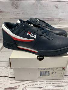 lot 39 image: Fila Mens Size 7.5 Shoes $45 retail