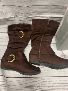 lot 66 image: Journee Jester Size 6 Womens Boots $79 retail