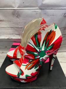 lot 81 image: Michael Antonio Taft Size 5.5 Pumps $78 retail