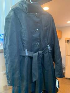 lot 83 image: New Womens Steve Madden 2XL Warm Coat $89 retail