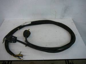 lot 7 image: 4- 220 volt Cord Ends