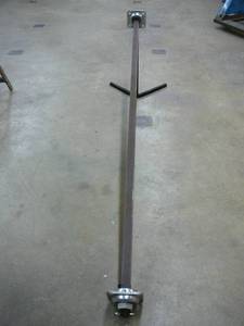 lot 14 image: Disk Shaft