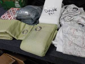 lot 19 image: 5 sets of drapes...