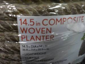 lot 81 image: 14.5 composite woven planter white ...