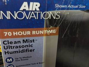 lot 128 image: Air Innovations clean mist smart hu...