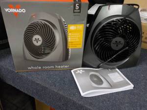 lot 129 image: Vornado whole room heater...