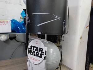 lot 174 image: Star Wars lamp 14 tall...