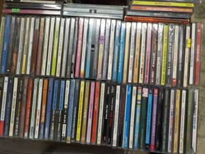 lot 192 image: tray of 90 CDs...