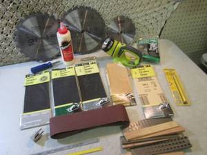 lot 53 image: Lot of Misc Saw Blades Sand Paper R...