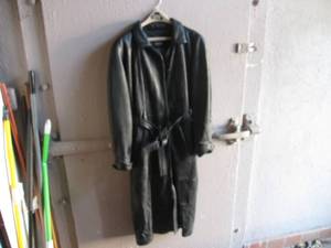 lot 56 image: Ladies Leather Limited Long Black L...