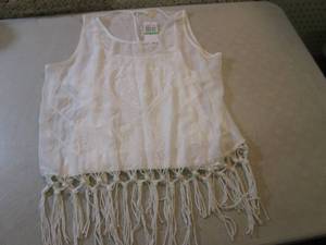 lot 87 image: Ladies Adiva Top Size Large New wit...