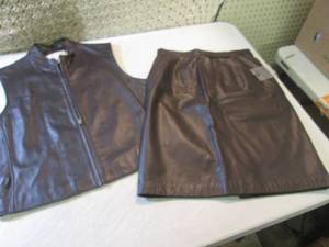 lot 89 image: Ladies Apostrophe Matching Leather ...