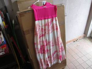 lot 98 image: Ladies Calvin Klein Dress Size Medi...