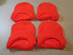 lot 117 image: Lot of 4 Orange Winter Caps with Vi...