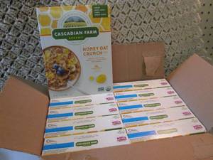 lot 209 image: Case of 10 Boxes Organic Honey Oat ...