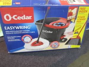 O Cedar EasyWring Spin Mop with Fre...