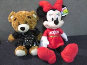 NWT Holiday Minnie Mouse, Darth Vad...