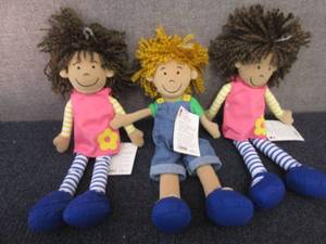 3 Soft Groovy Dolls V2...