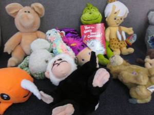 Assorted PlushCloth Toys, Grinch w...
