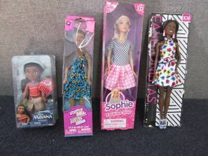 3 Fashion Dolls, Moana V3...