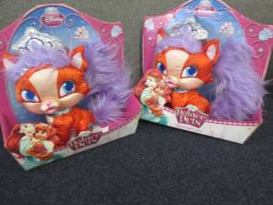 2 Disney Princess Palace Pets V3...