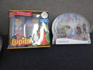 Lupita Book & Doll, Frozen II Figur...