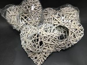 Lot Of 4 Decorative Wicker Hearts
